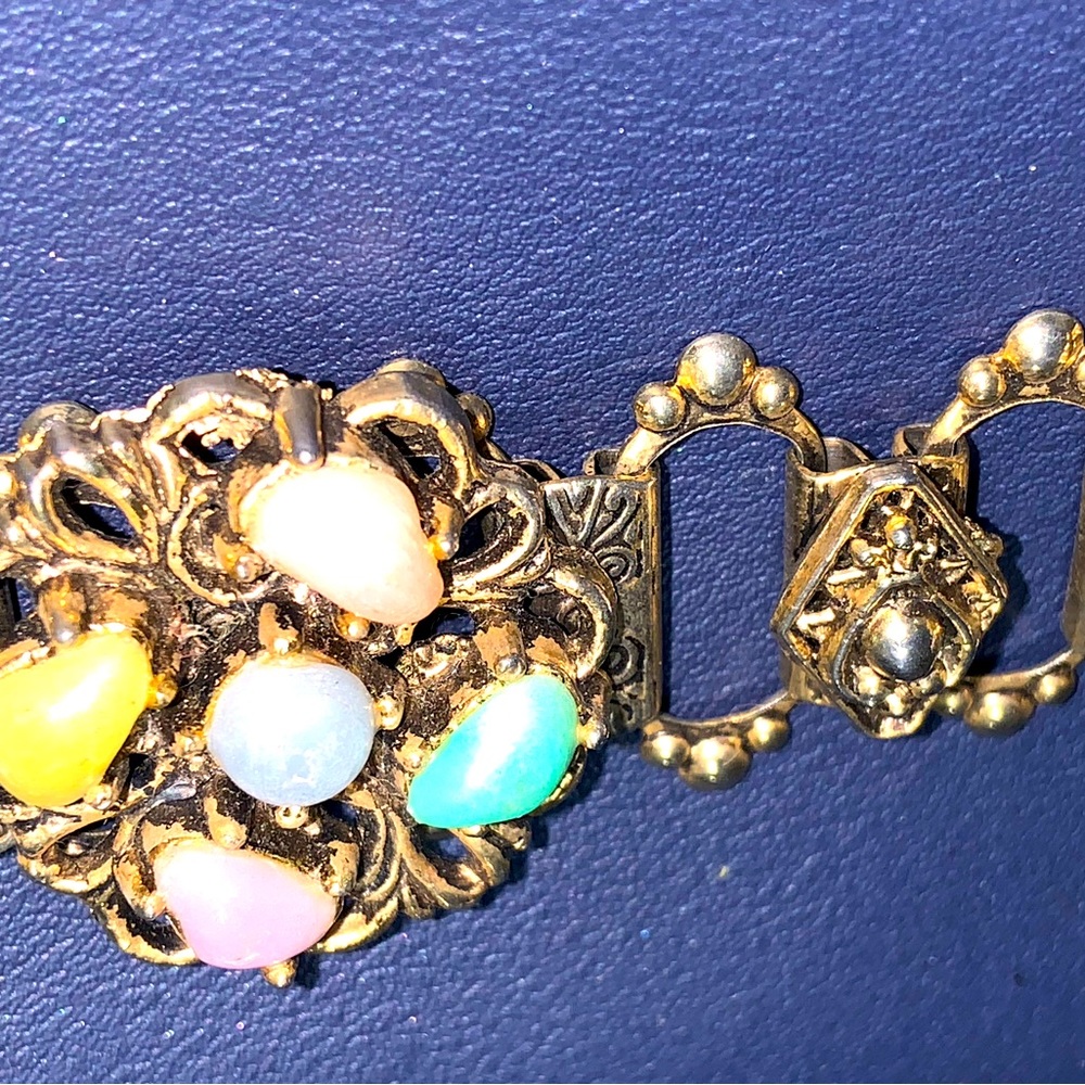 •Renaissance Revival Vintage Pastel Bracelet•